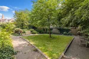 communal garden- click for photo gallery
